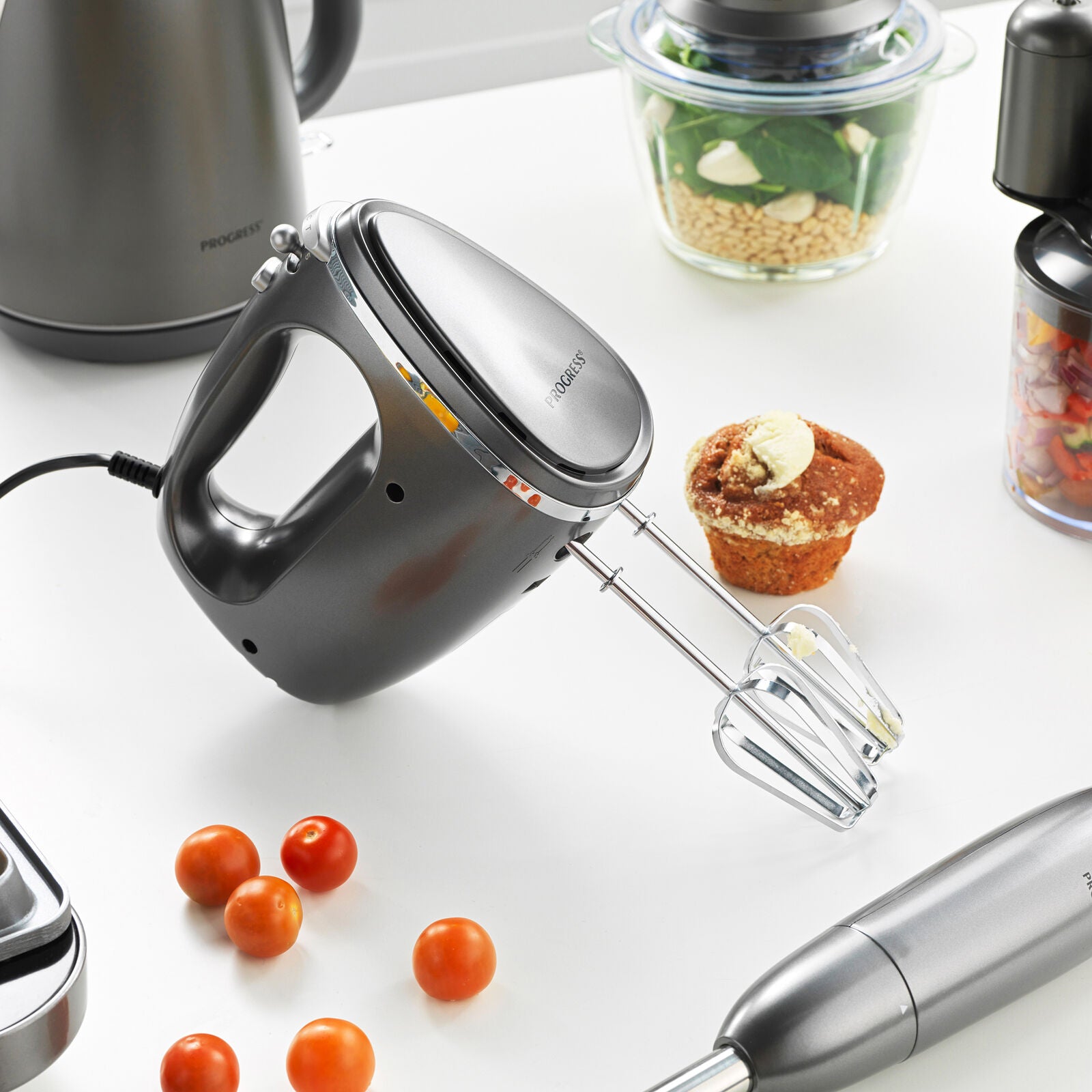 Progress Hand Mixer Electric Whisk & Dough Hooks Lunar 5 Speeds & Turbo 300 W