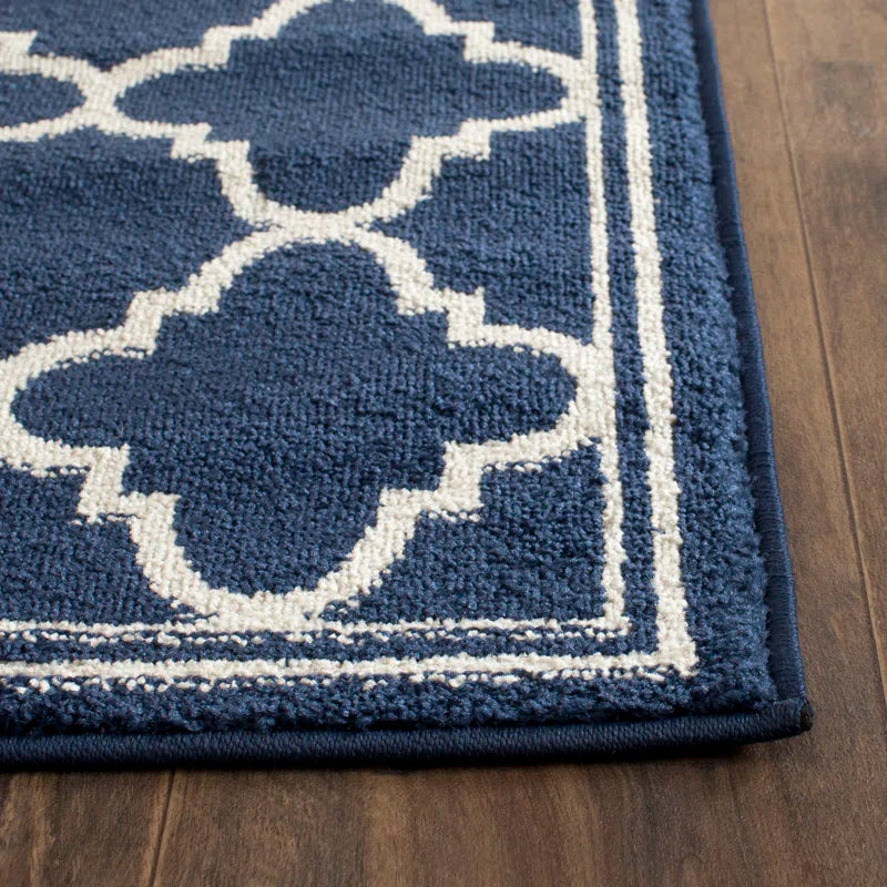 Dayana Hooked Navy/Neutral Rug