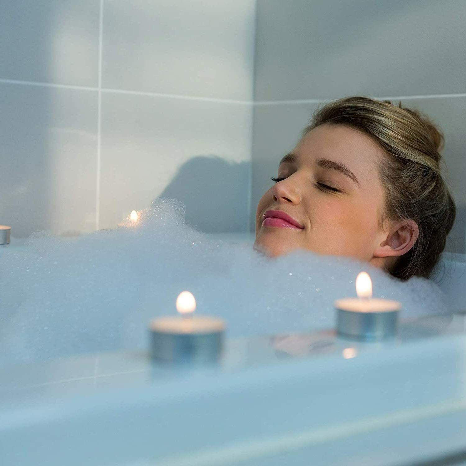 100Pc Tea Lights Candles White Unsented with 4 Hour Burn Time