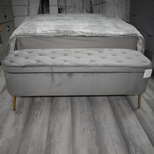 Analissa Velvet Upholstered Storage Bench