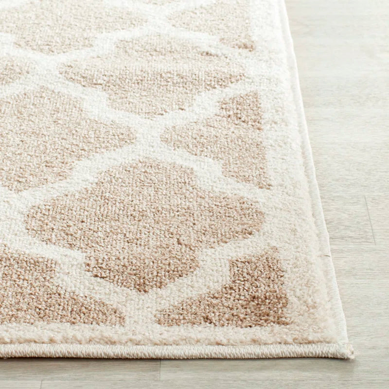 Schurman Geometric Indoor / Outdoor Area Rug