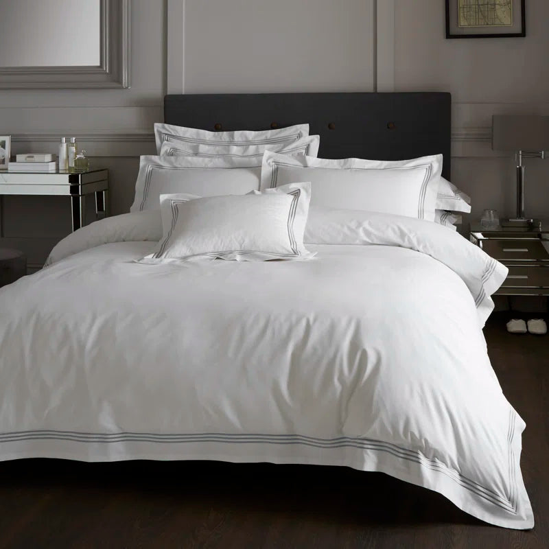 Cotton Blend, Polyester Solid Colour Duvet Cover with Pillowcases