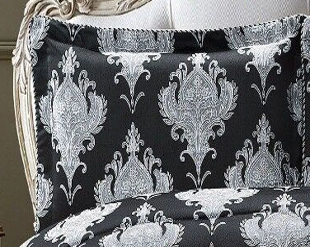 Gina Polyester Damask Bedspread with Pillowcases