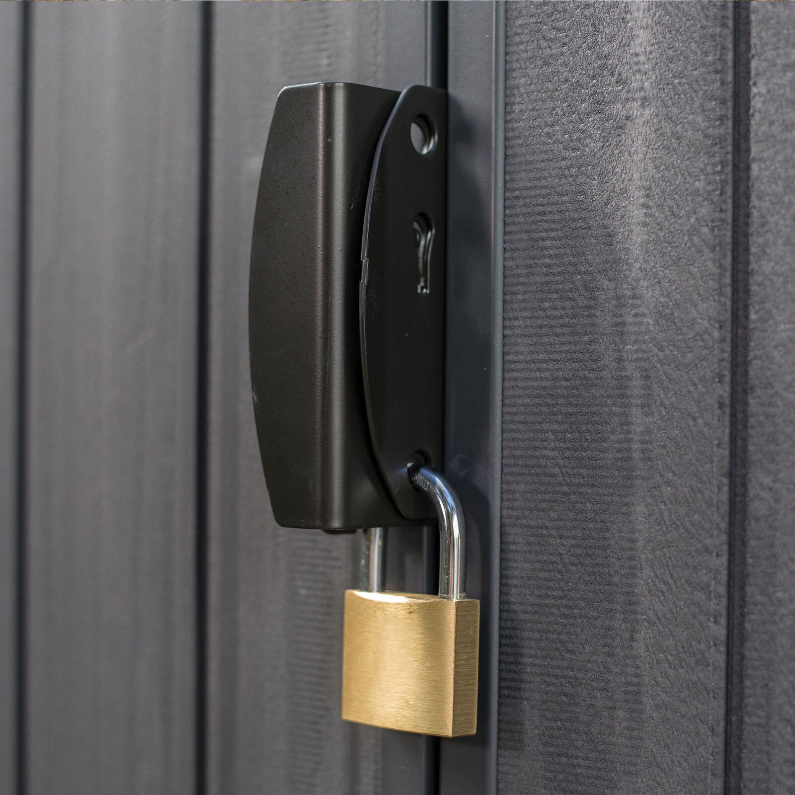 Keter Darwin Outdoor Garden Tool Storage Shed W/Window