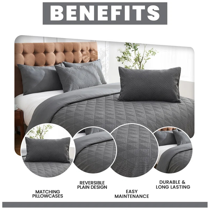 Polyester Geometric Duvet Cover with Pillowcases