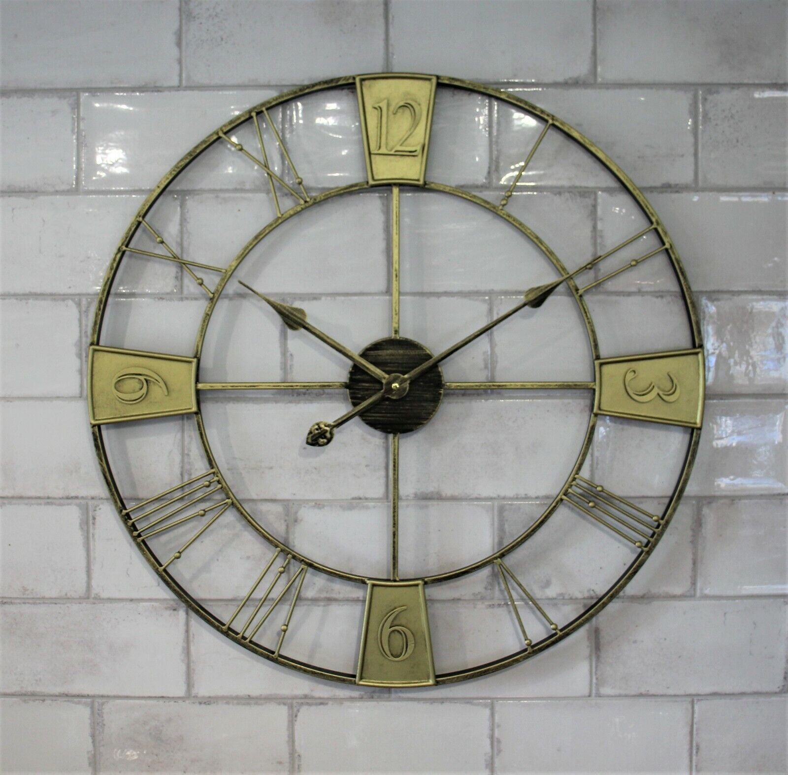 GARDEN WALL CLOCK ROMAN LARGE INDOOR OUTDOOR NUMERALS GIANT OPEN FACE METAL 58CM