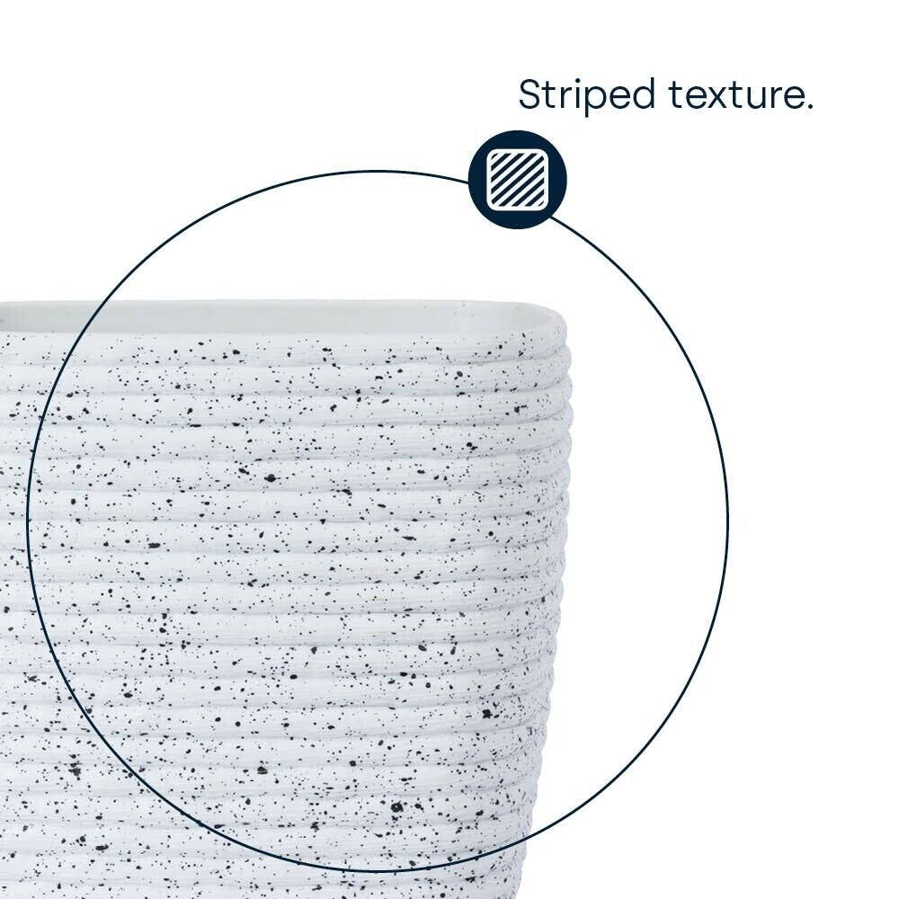 LIVIVO Plastic Garden Flowerpot, Planter Basket for Indoor & Outdoor Plants