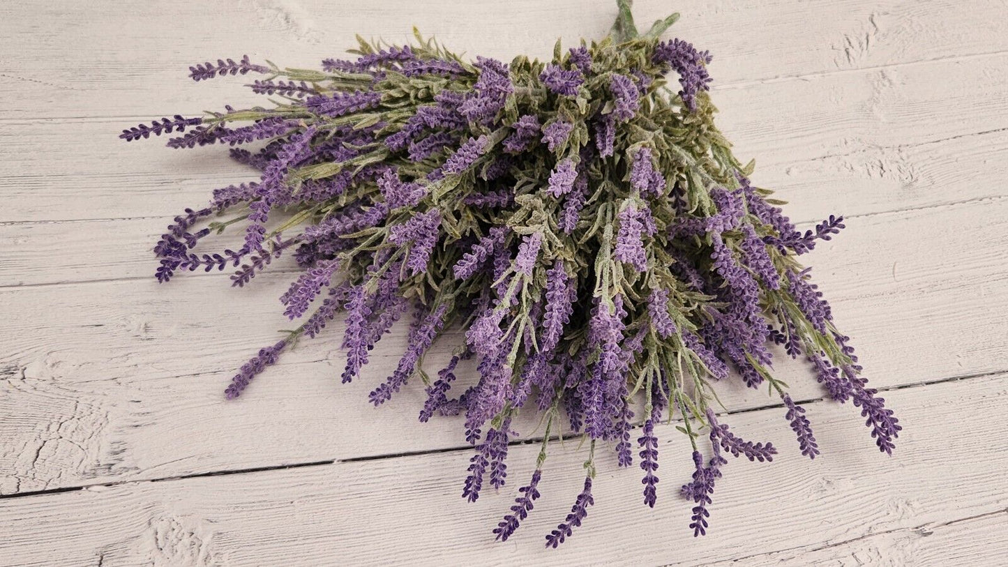 Artificial Lavender Flowers in Bundles Fake Silk Faux Lavender Plant Wooden Pots