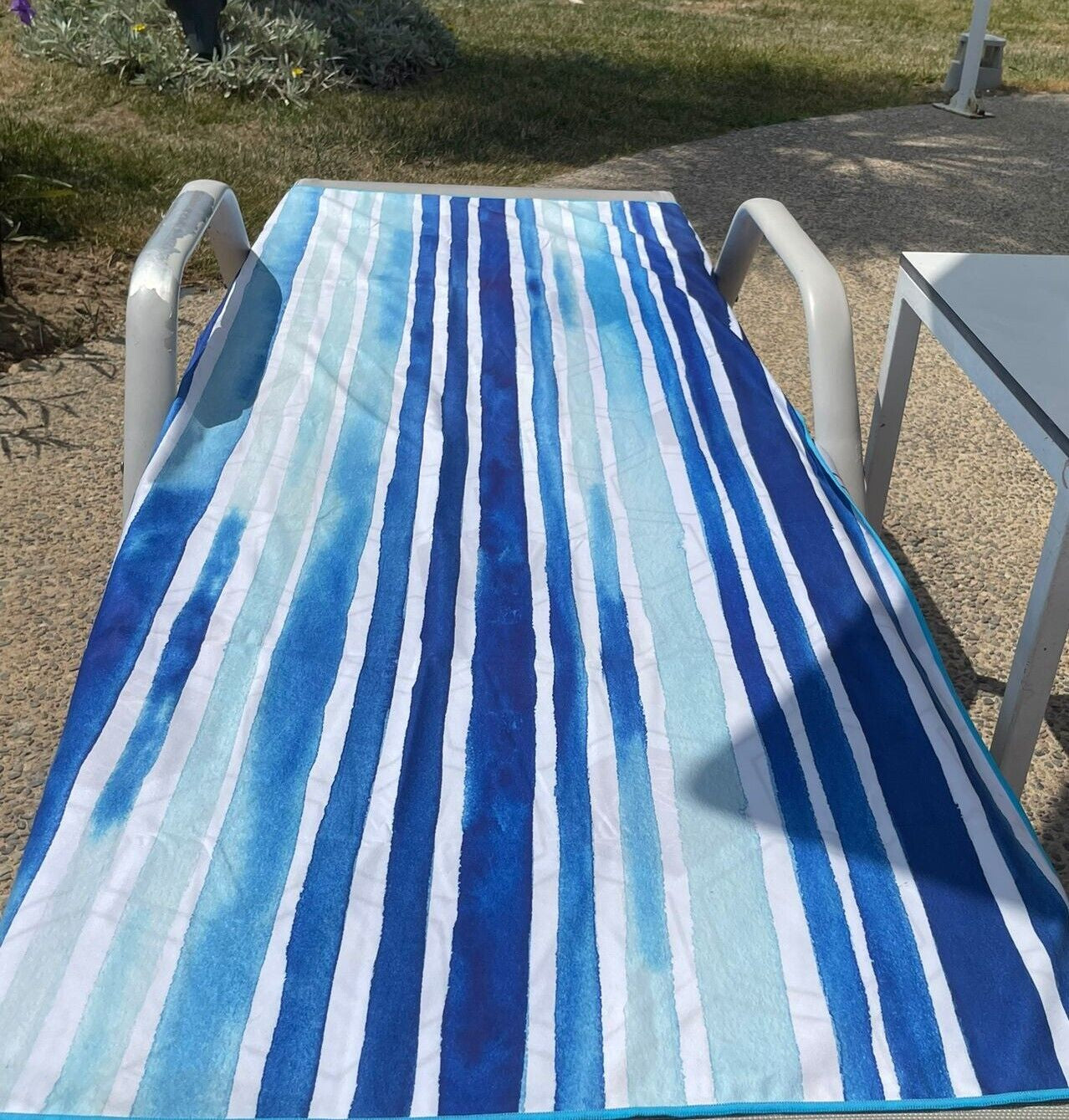 Large Beach Towel Microfibre with Bag - Quick Dry Sand Free Swimming Towels