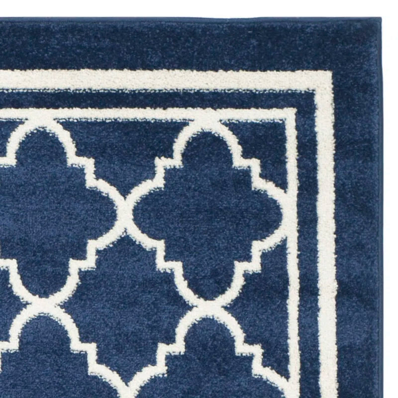 Dayana Hooked Navy/Neutral Rug