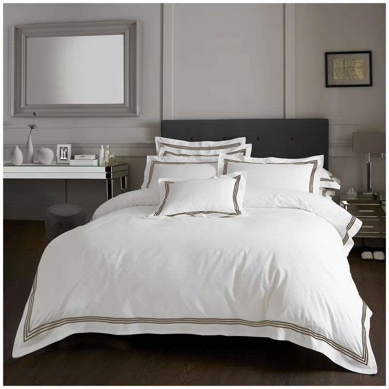 Cotton Blend, Polyester Solid Colour Duvet Cover with Pillowcases