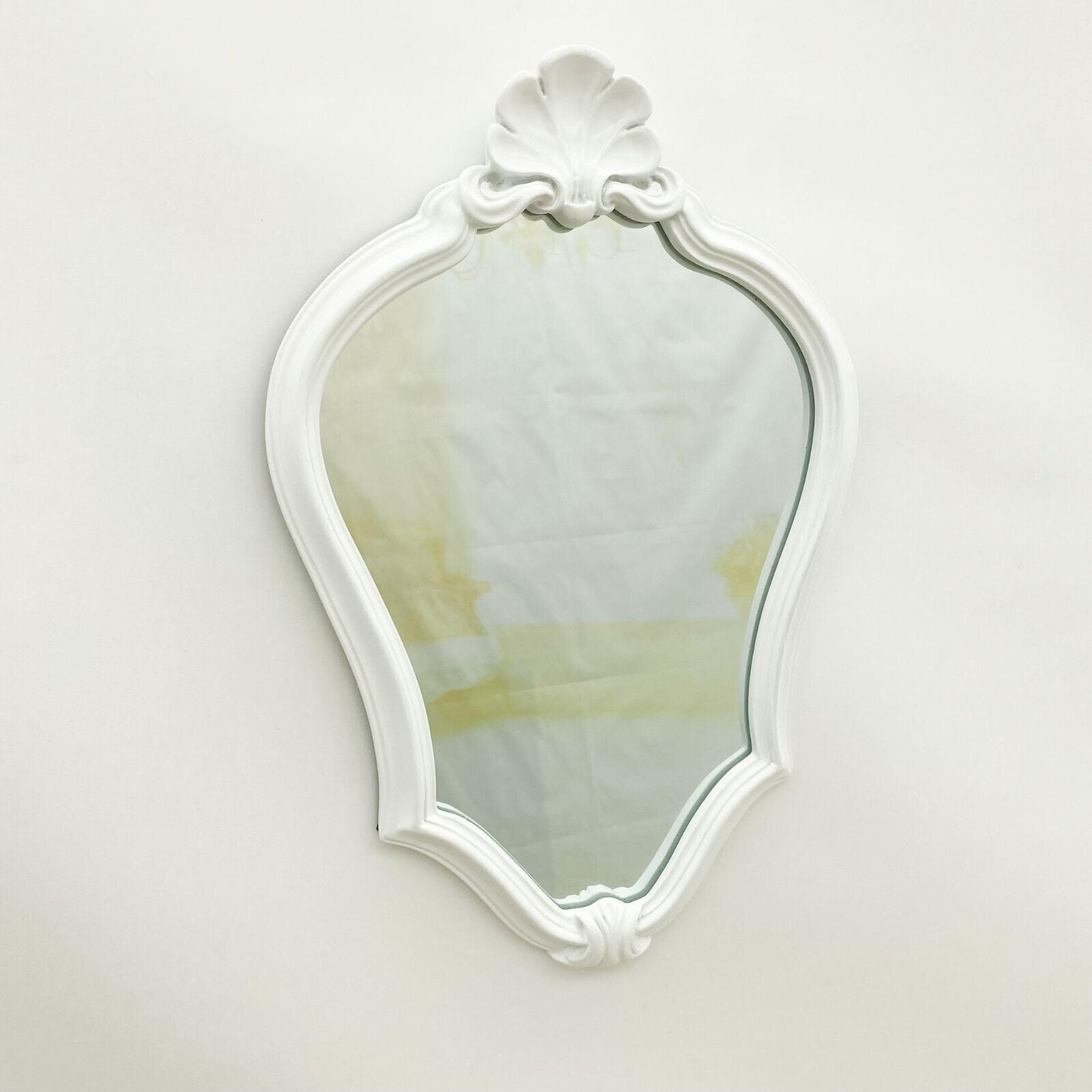 Elegant White Wall Mirror 37Cm X 26Cm Stylish Home Decor & Perfect Xmas Gift