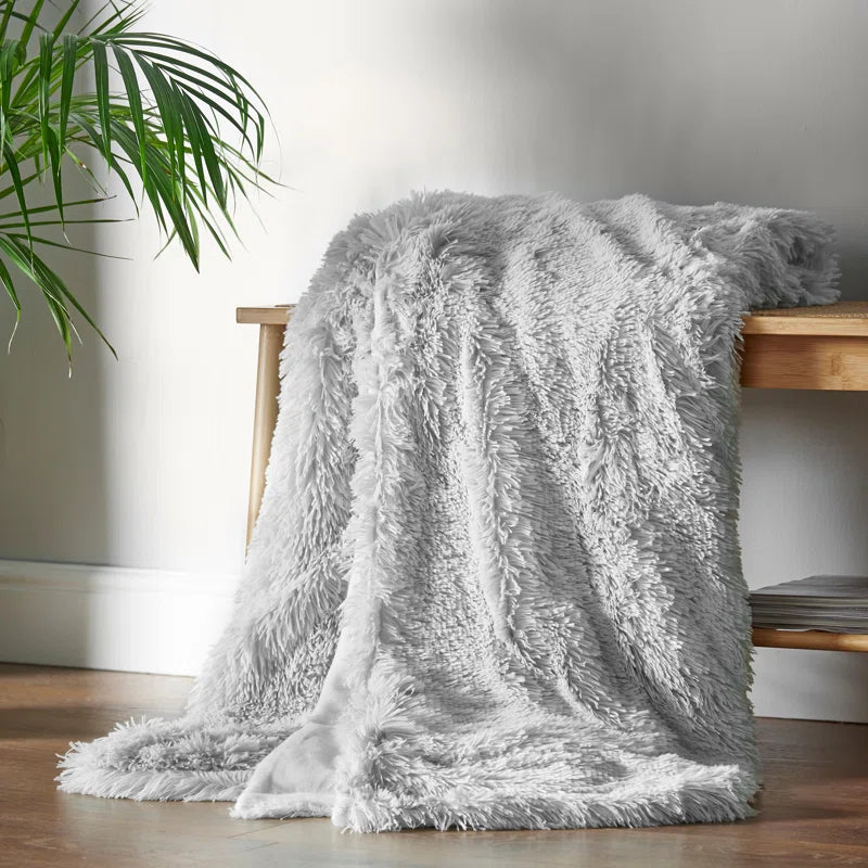 Cuddly Faux Fur 150X200Cm Throw