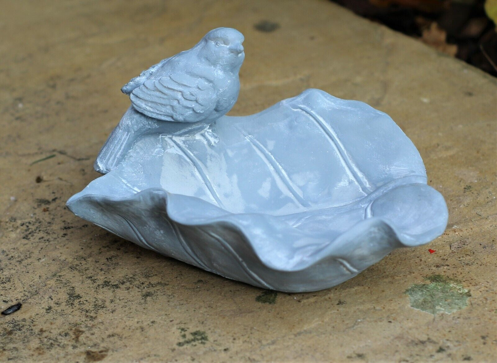 Outdoor Garden Ornament Bird Feeder or Bath Basin Ceramic Leaf Statue