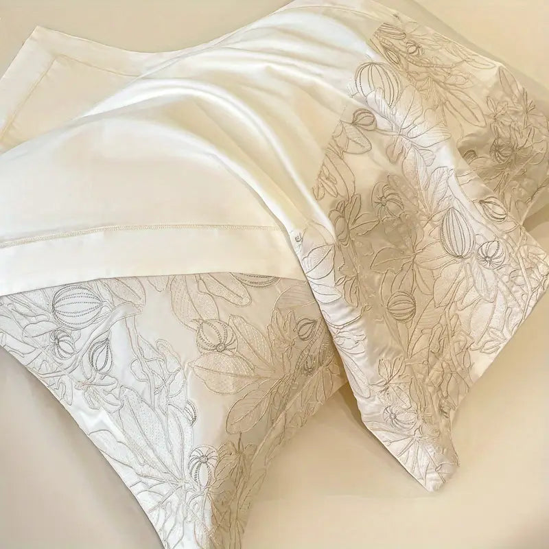 Milk White Fig Water 4-Piece Bedding Set