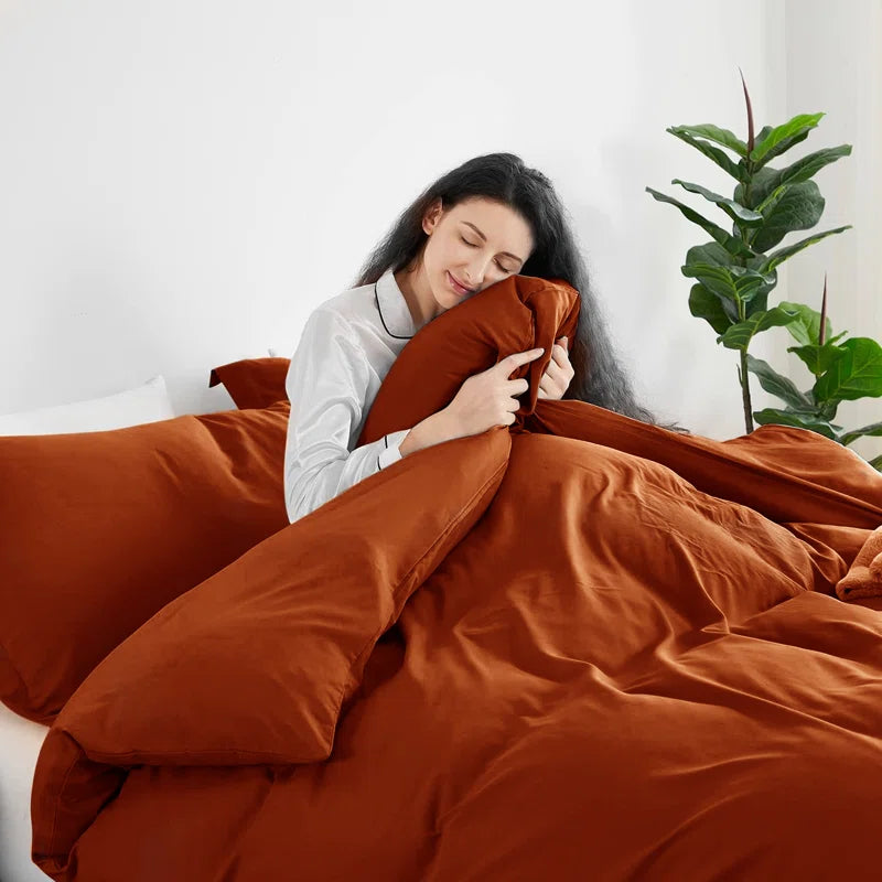 Lameya Luxury Microfibre 200 TC Duvet Cover Quilted Plain Bedding Sets with Pillow Cases