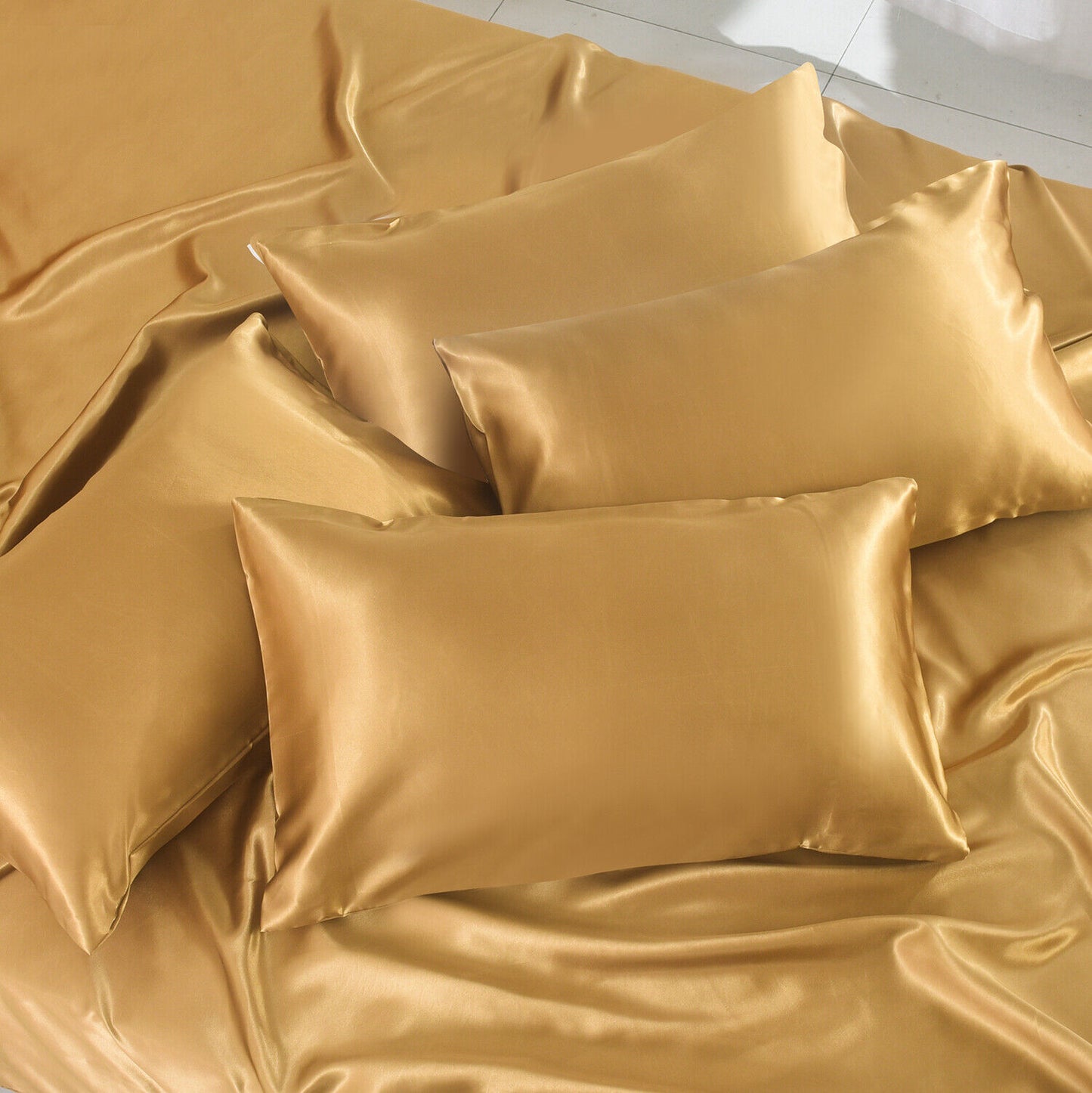 ROOEE 6PCS Satin Silk Complete Bedding Set Fitted Sheet Duvet Cover Pillow Cases