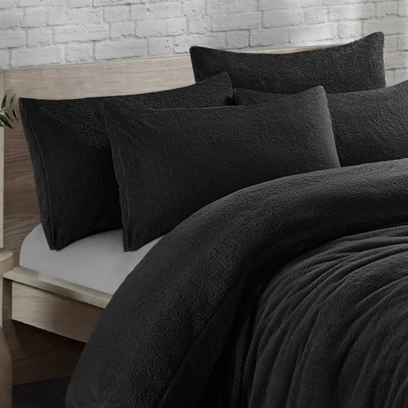 Mioara Polyester Solid Colour Duvet Cover Set with Pillowcases