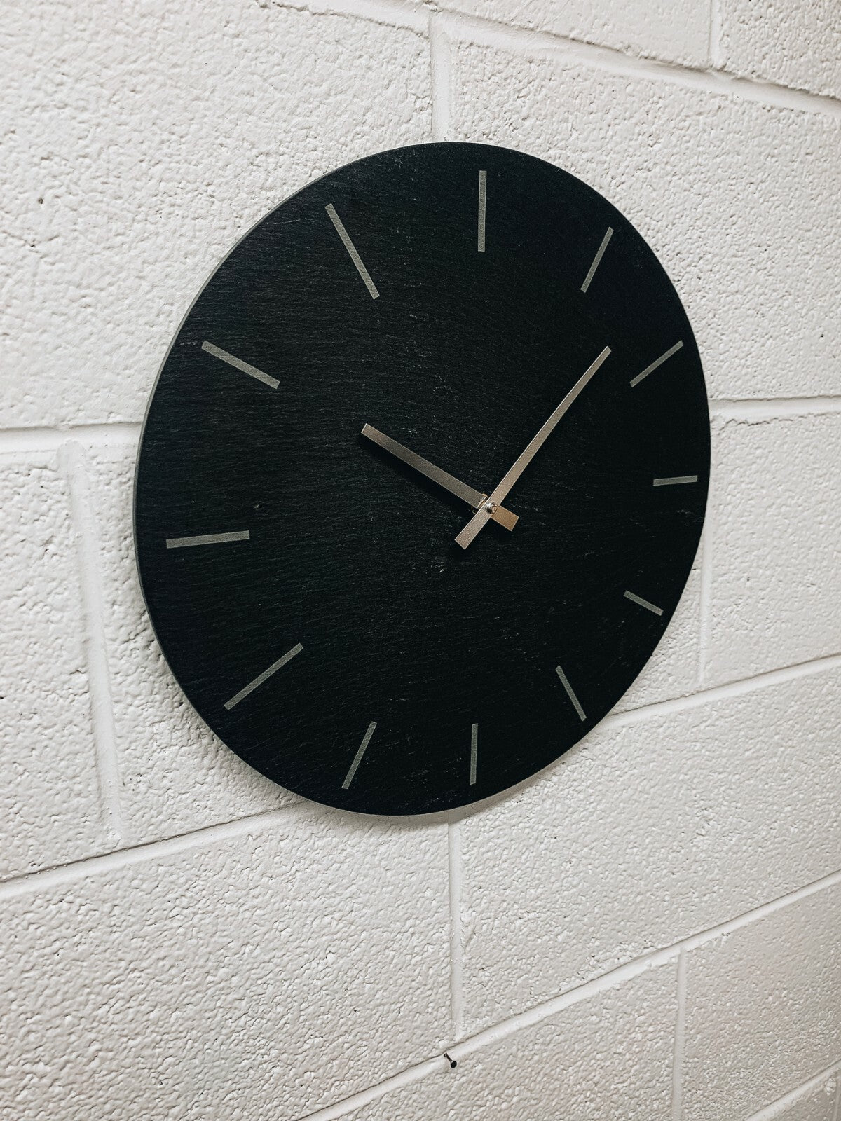 Indoor Outdoor Hand Finished Kitchen Grey Slate & Silver Wall Clock Natural