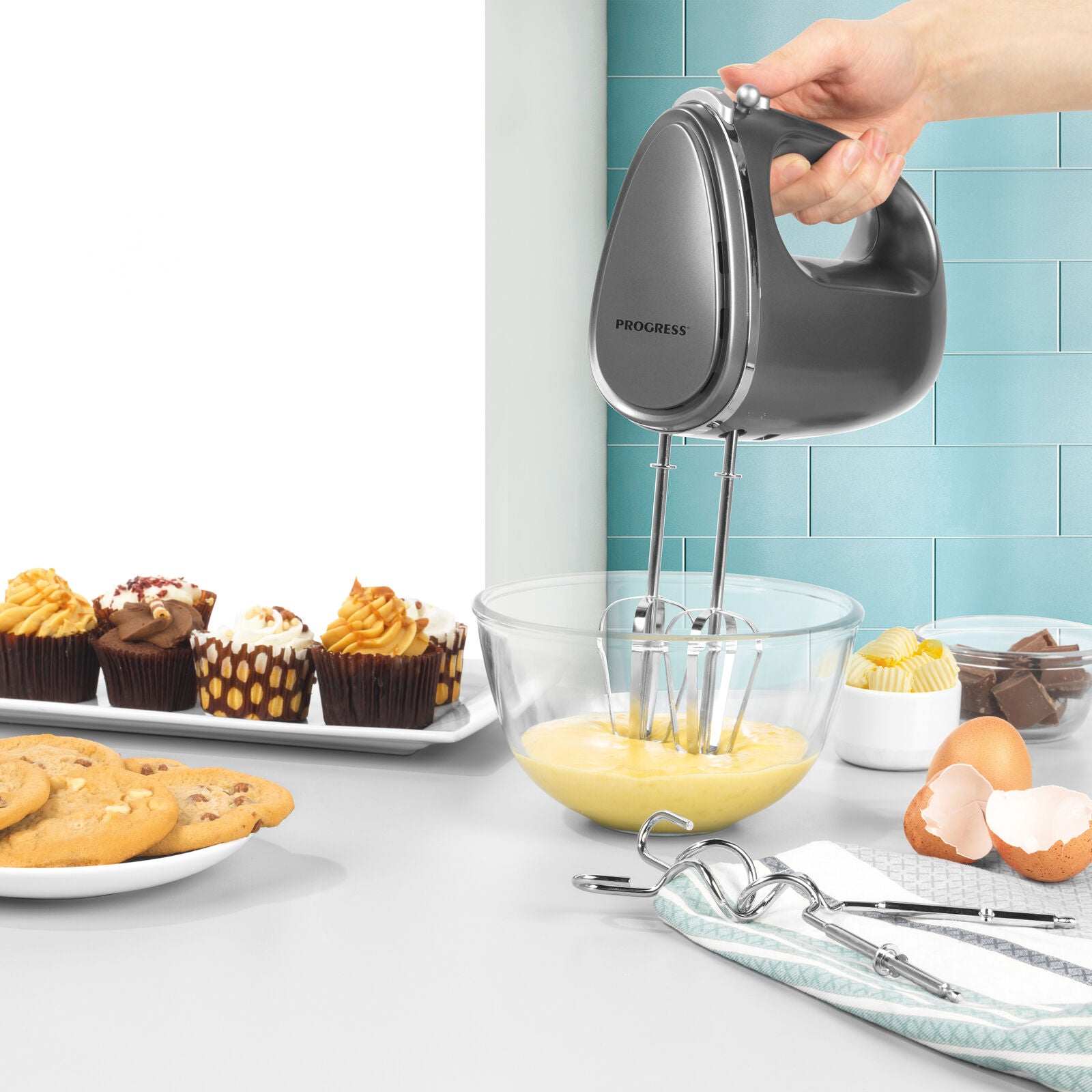 Progress Hand Mixer Electric Whisk & Dough Hooks Lunar 5 Speeds & Turbo 300 W