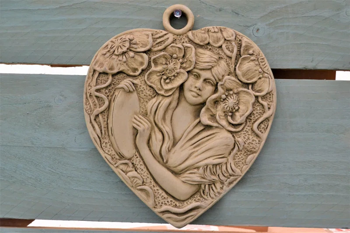 Fienley Stone Wall Decor