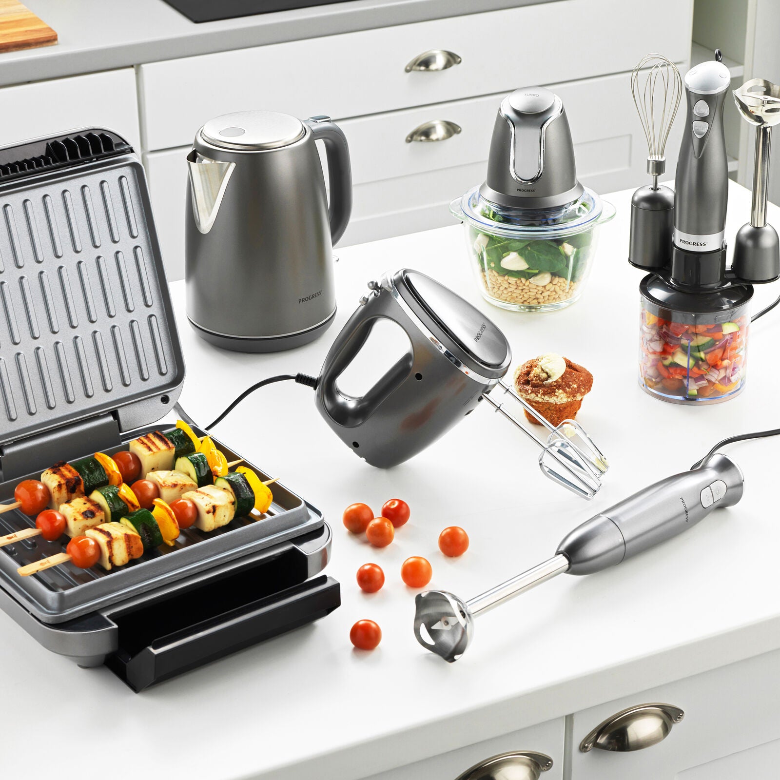 Progress Hand Mixer Electric Whisk & Dough Hooks Lunar 5 Speeds & Turbo 300 W