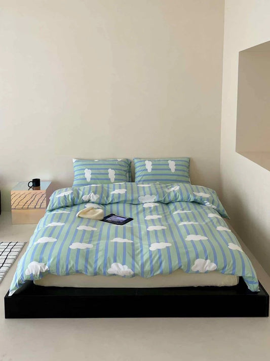 Whimsical Cute Cloud Stripe Queen Size Cotton Duvet Cover Set with Pillowcases