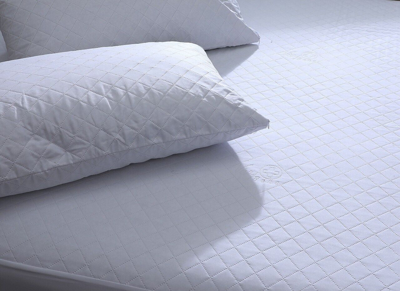 Pack of 4 Zipped WATERPROOF QUILTED Pillow Protectors Hypoallergenic Soft Covers