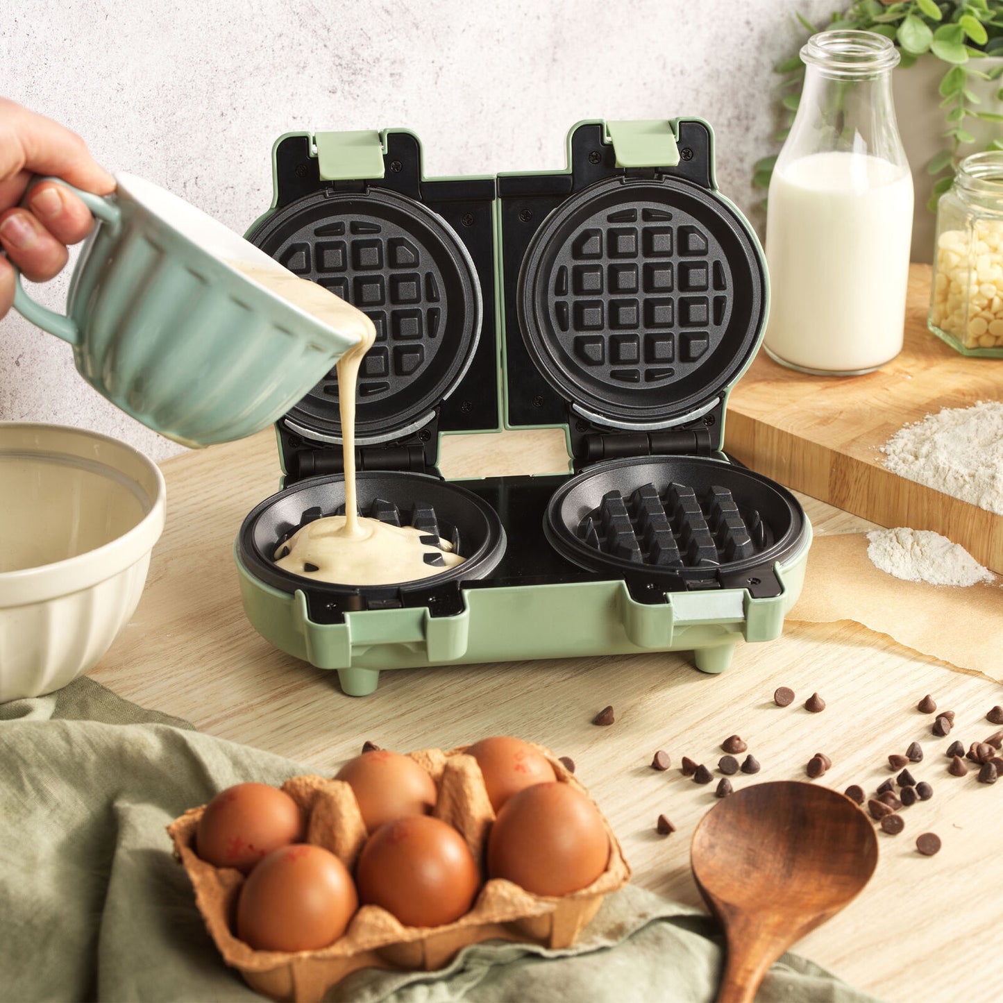 Double Mini Waffle Maker Non-Stick Sweet/Savoury Snacks Desserts Giles & Posner