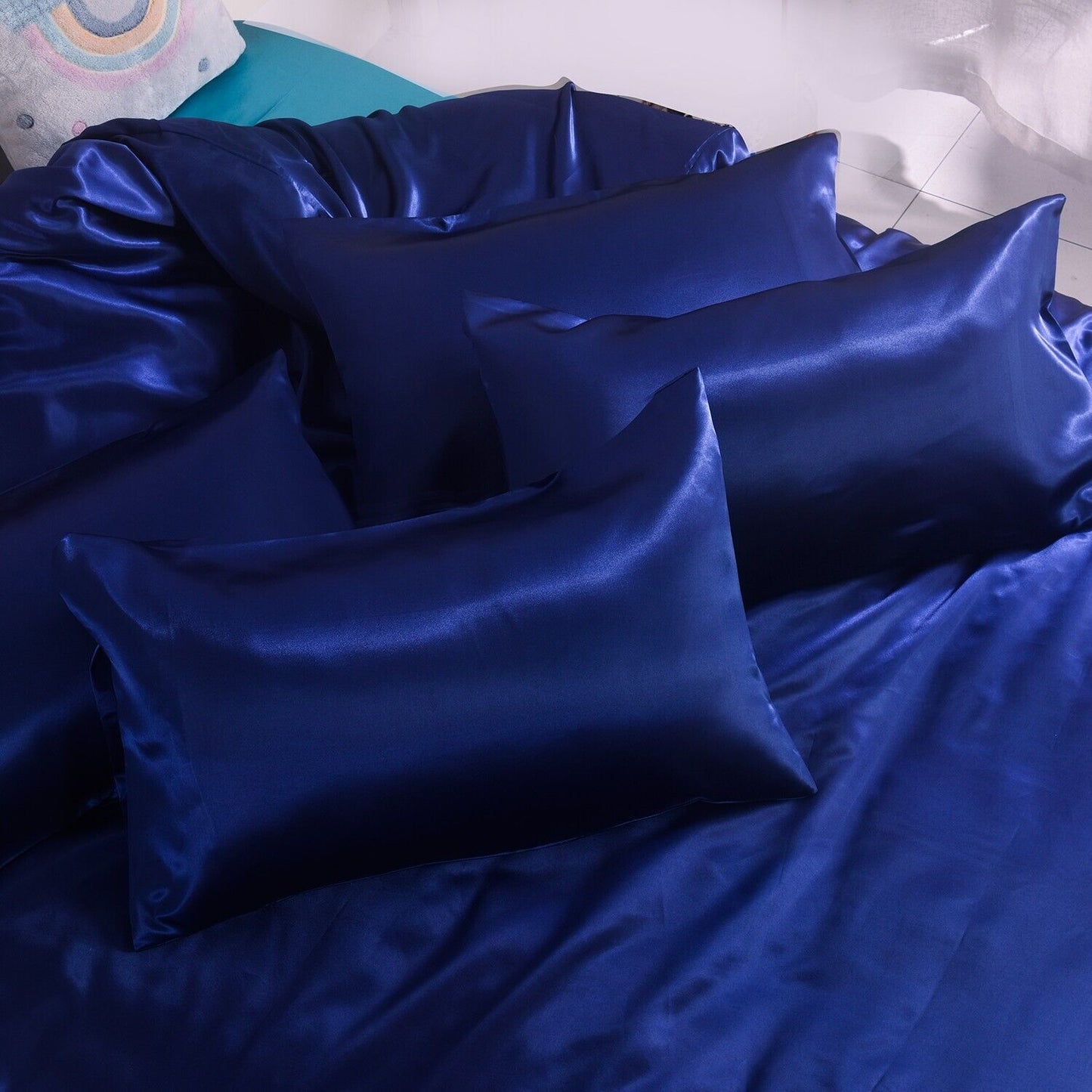 ROOEE 6PCS Satin Silk Complete Bedding Set Fitted Sheet Duvet Cover Pillow Cases