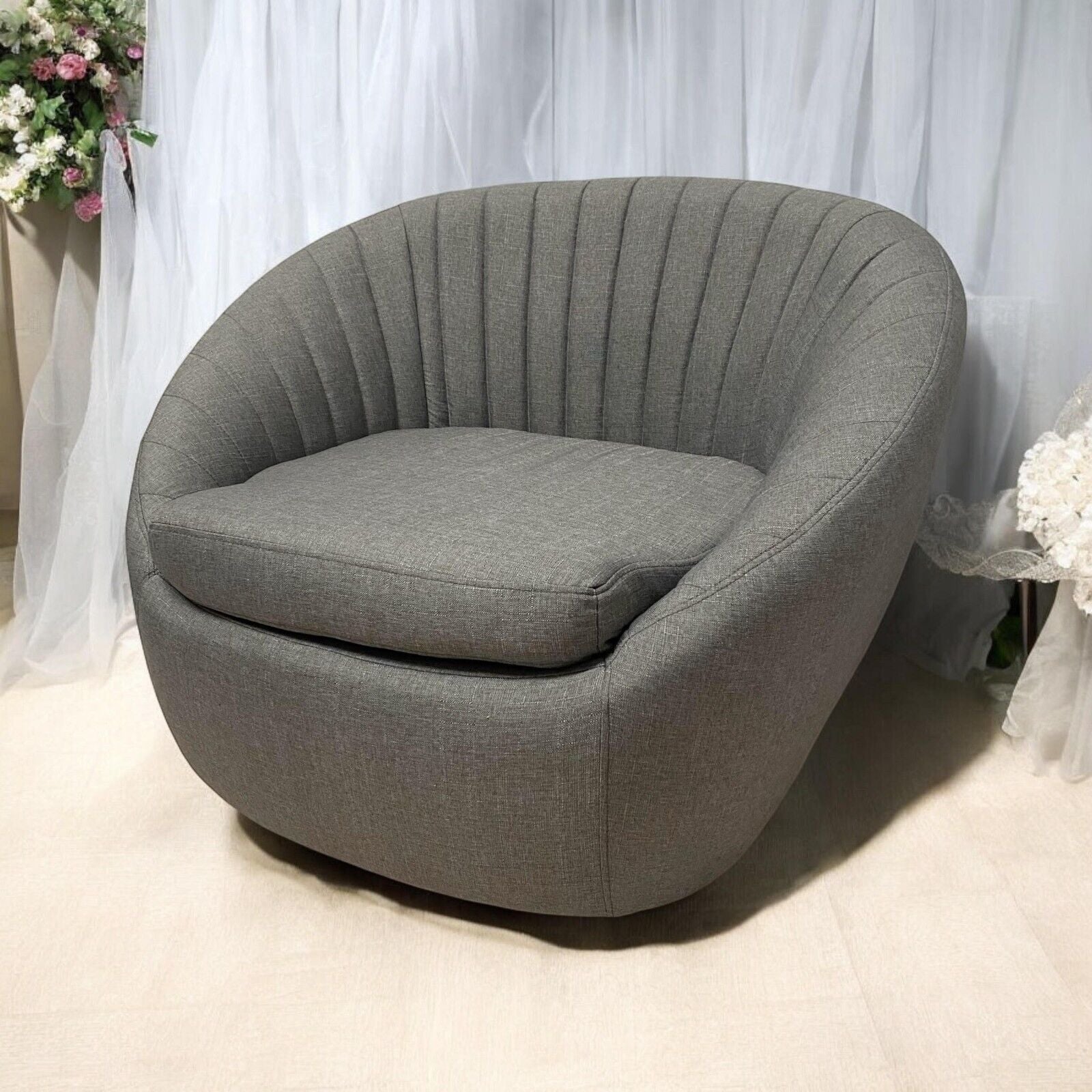 Durable Grey Linen Tub Swivel Dining Chair with Padded Seat for Bedroom, Office