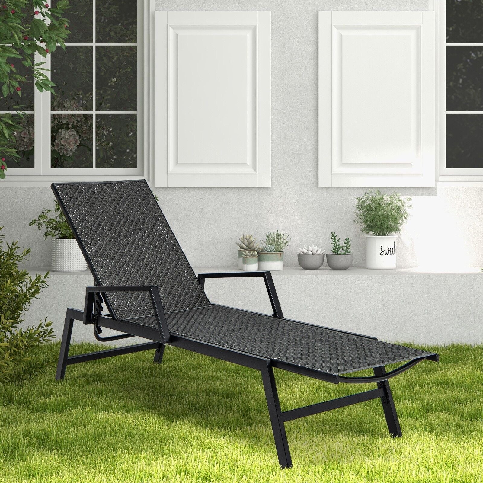 COSTWAY Wicker Outdoor Chaise Lounge Adjustable Rattan Garden Lounge Chair