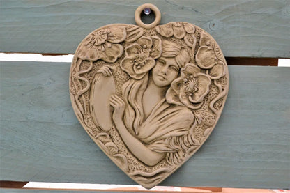 Fienley Stone Wall Decor